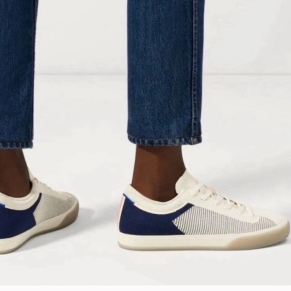 Rothy’s Lace Up Sneaker Cream and Navy | Women’s Size 8 - Picture 9 of 9